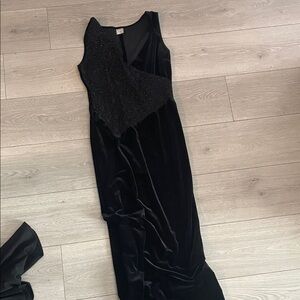 Elegant Black Evening Dress